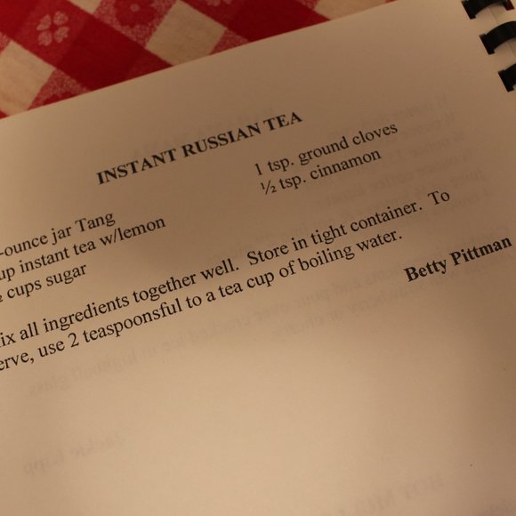 PIG OUT ELKIN NC. HIGH SCHOOL COOK BOOK  VINTAGE RARE - Picture 3 of 16